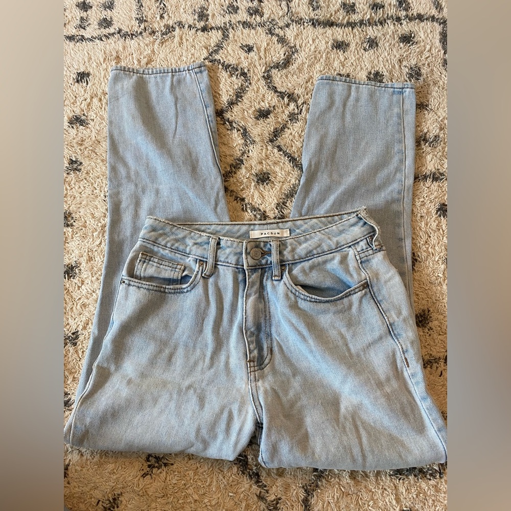 Cute mom jeans
